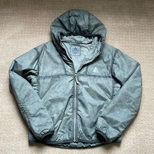 Women’s Nike ACG Thermafit Insulated Jacket Military Green Size Small